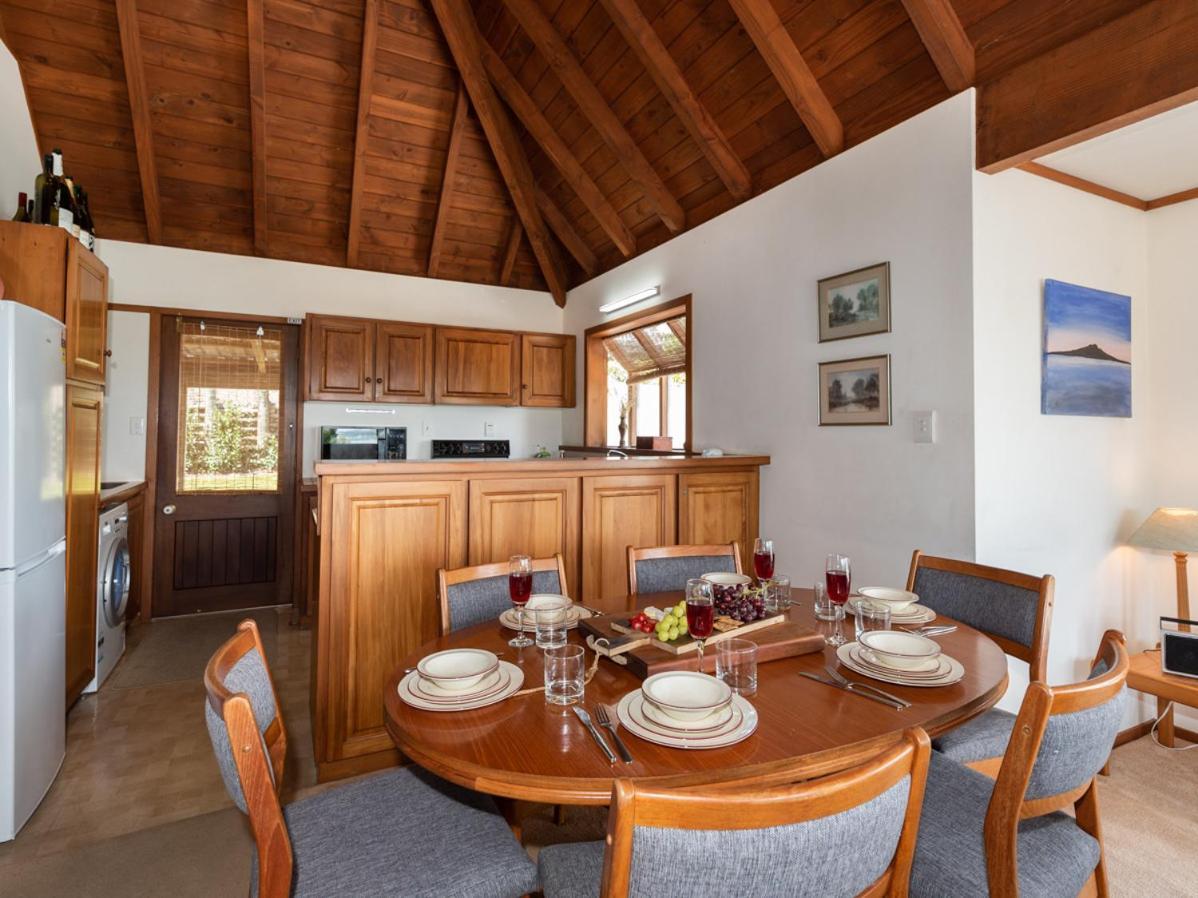 Te Maiki Escape - Russell Holiday Home Eksteriør billede