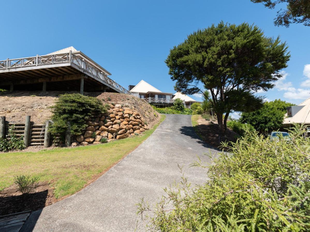 Te Maiki Escape - Russell Holiday Home Eksteriør billede